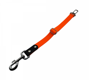 Attache ceinture de sécurité pour chien en Biothane orange et noir, équipée d’un mousqueton robuste et d’une boucle réglable.