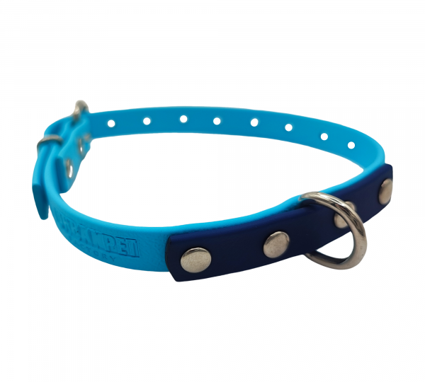 Collier pour chien en biothane 13 mm, bleu ciel avec embout bleu marine et rivets métalliques – Urban Pet Factory.