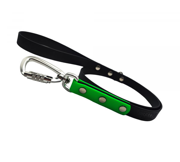 Laisse coupleur pour chien en Biothane vert fluo et noir avec mousqueton sécurisé.