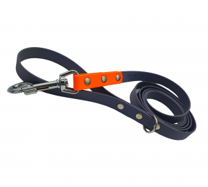 Laisse en biothane 19 mm gris avec attache orange fluo – Urban Pet Factory.